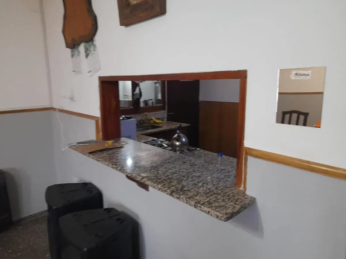 Hostal Carlos Mendoza 0*,  Argentina
